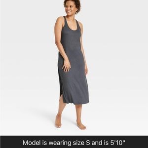 NWOT Womens crinkled texture knit nightgown - Stars Above